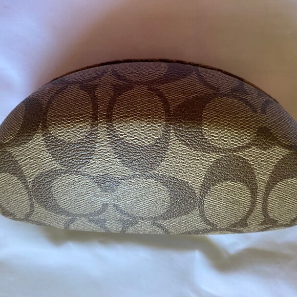 COACH Glasses Eyeglasses Sunglasses Signature Hard Clam Shell Brown Case ONLY - Picture 2 of 7